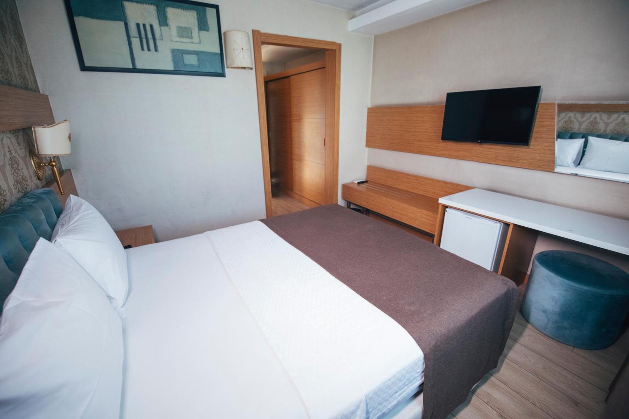 Royal Mersin Otel Екстер'єр фото