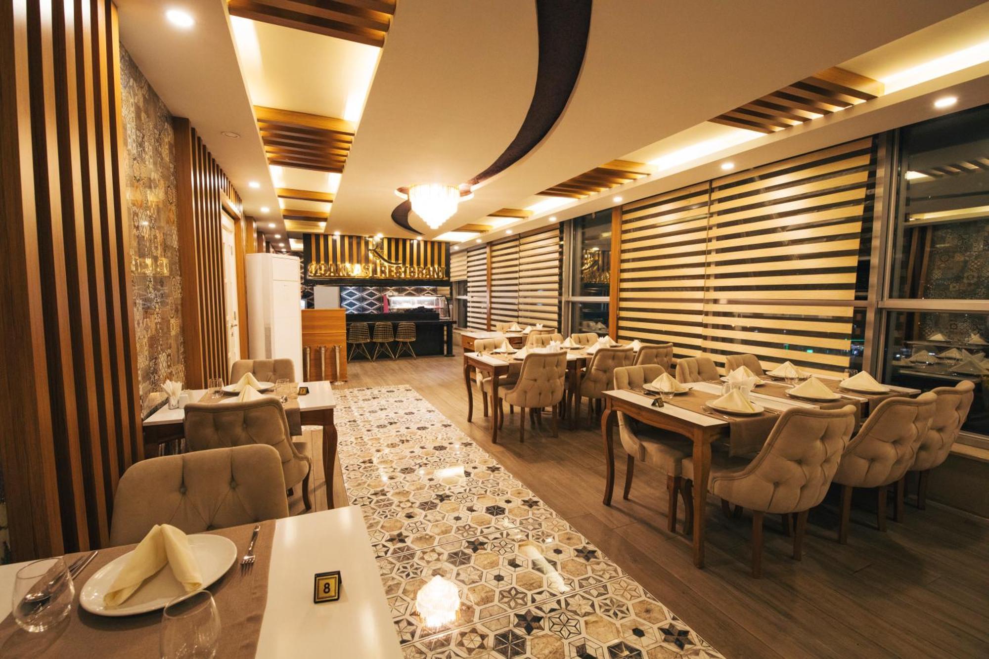 Royal Mersin Otel Екстер'єр фото