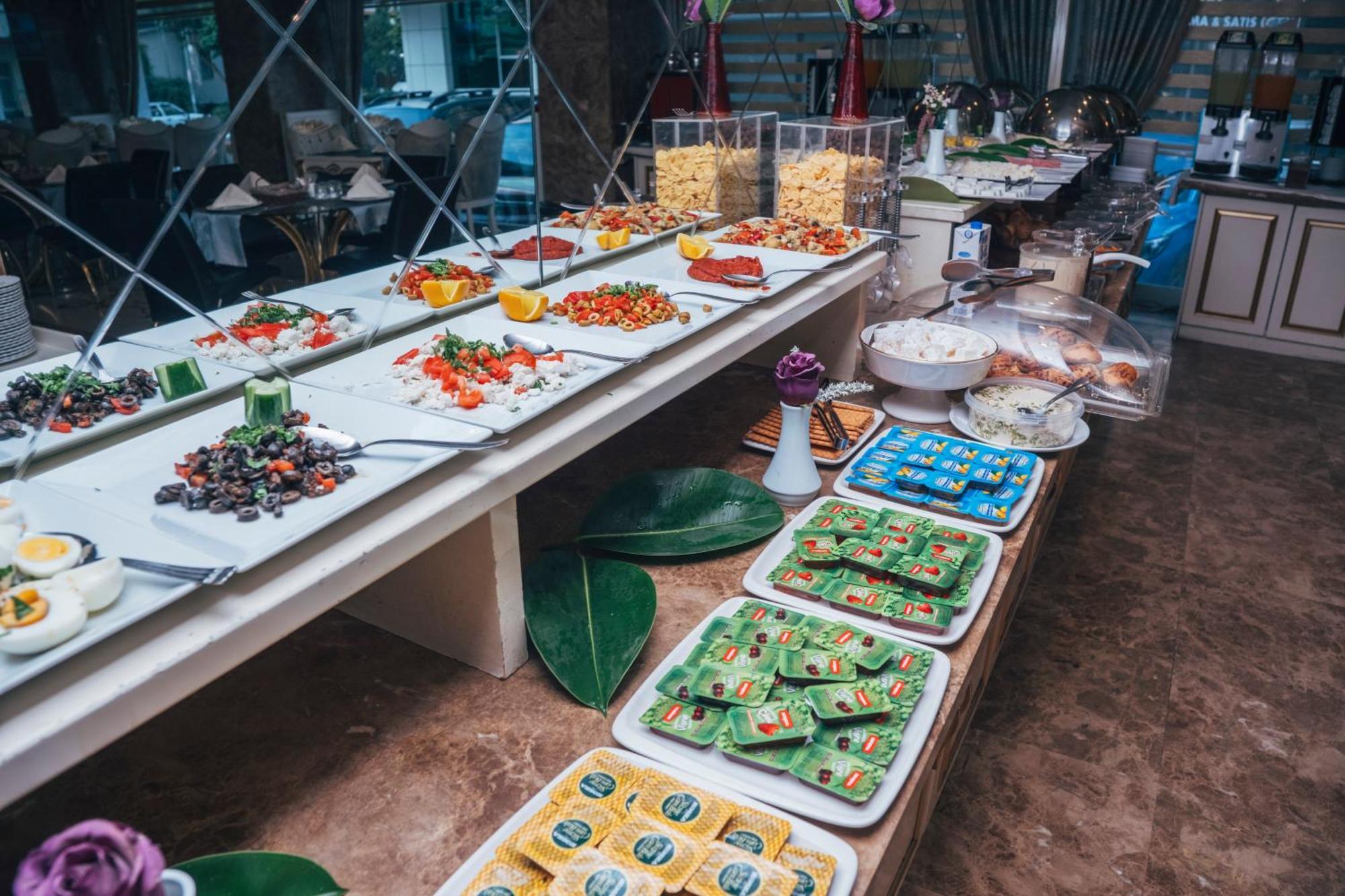 Royal Mersin Otel Екстер'єр фото